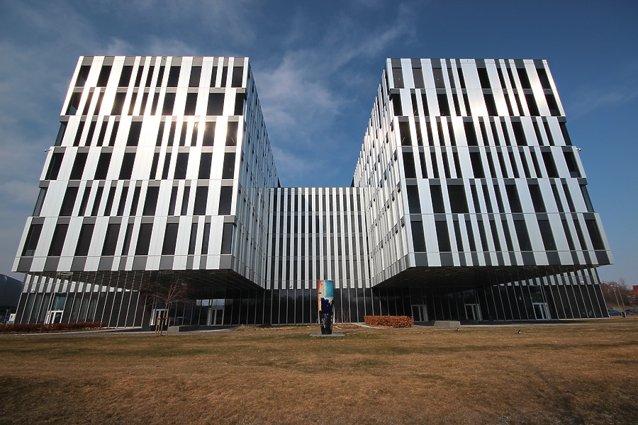 Akerkvartalet B by Kjetil Balog