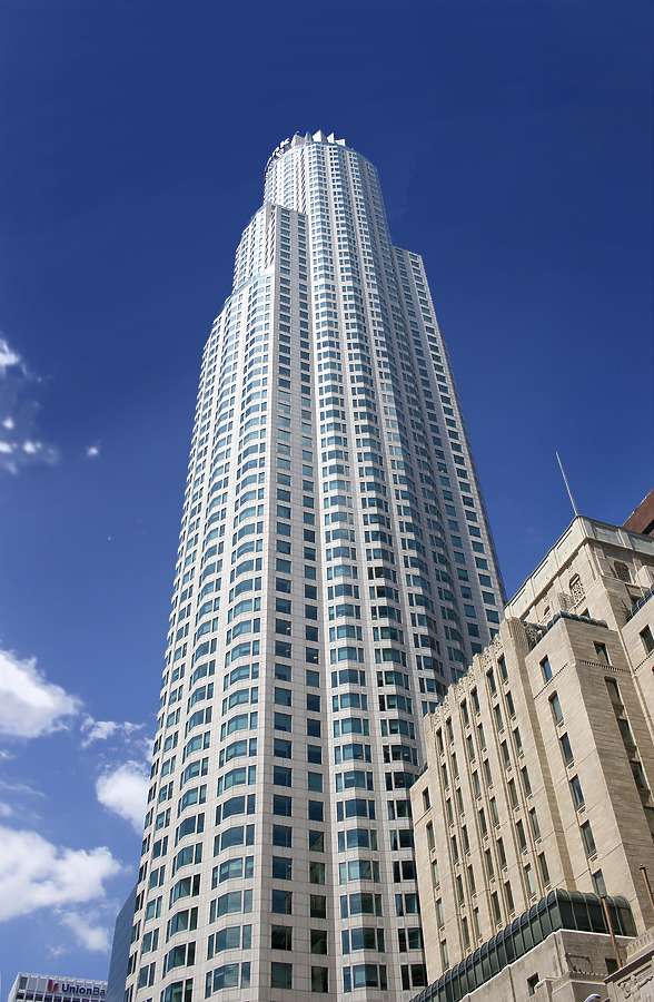 US Bank Tower by Jim Schwartz