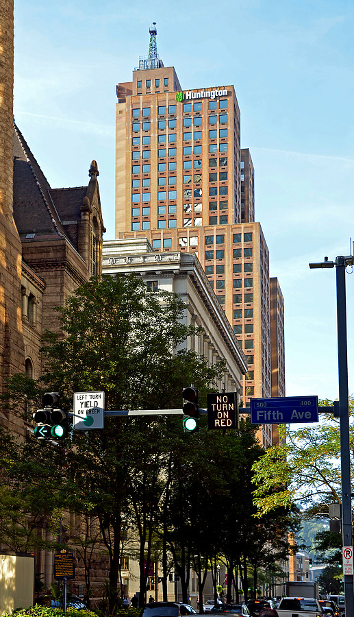 Grant Building by John W. Cahill