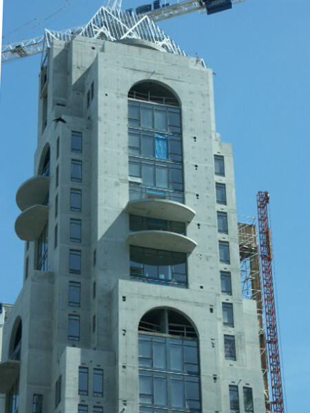 913-382-292