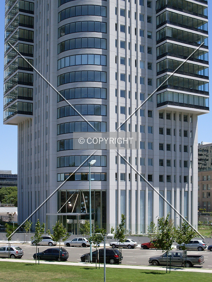 Torre Renoir 1 by Maximiliano Buono