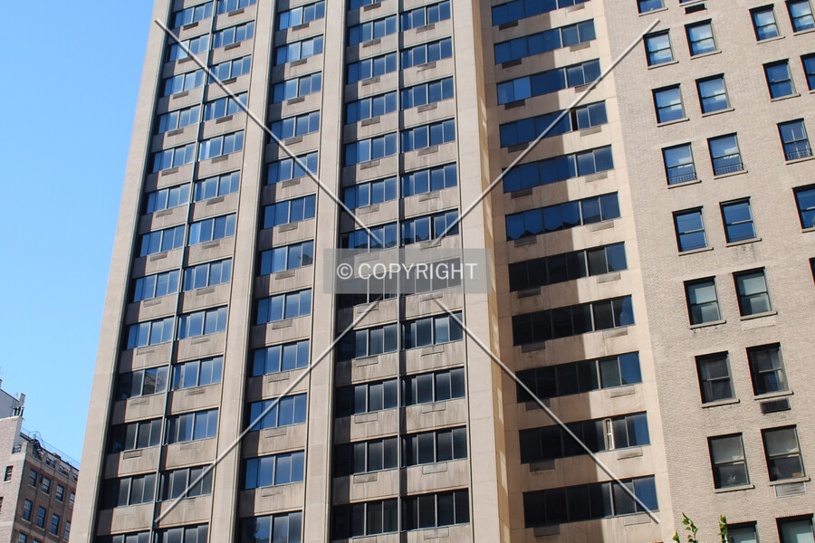 Park 900 Condominiums