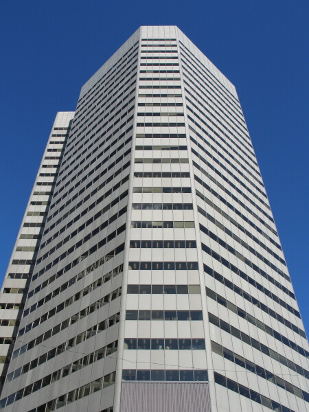 913-576-487