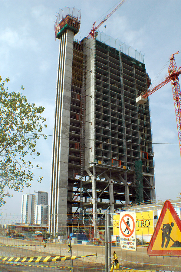 Hesperia Tower by David Guija