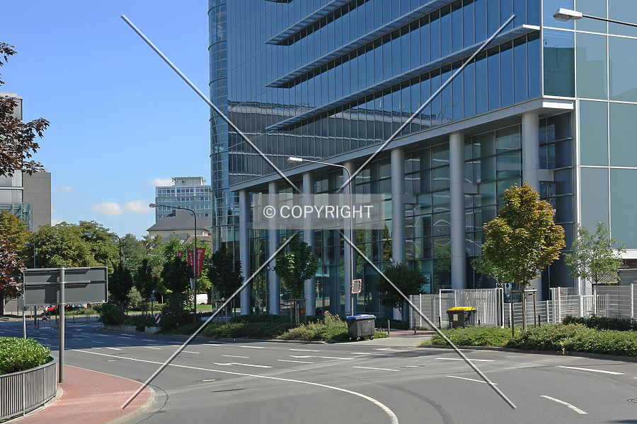 Kia Motors European Headquarters & Design Center by Nephilim