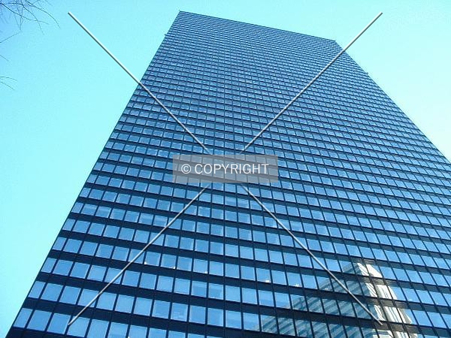Shinjuku Mitsui Building by Andrew Stewart