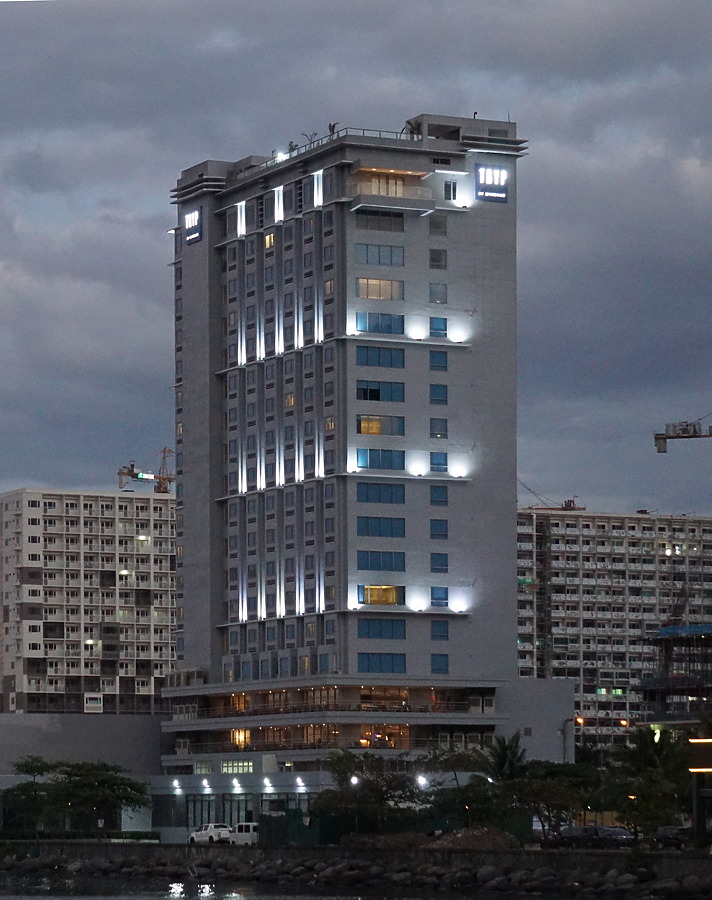 TRYP by Wyndham Mall of Asia Manila by Ryan Hildebrand