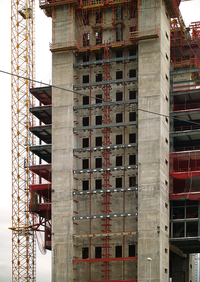 Torre Caja Madrid by Cesar Serrano