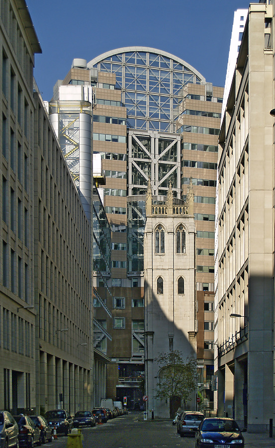 125 London Wall by Cesar Serrano