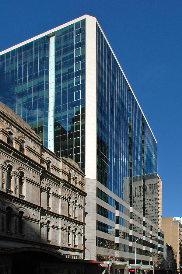 255 Elizabeth Street by John Bek
