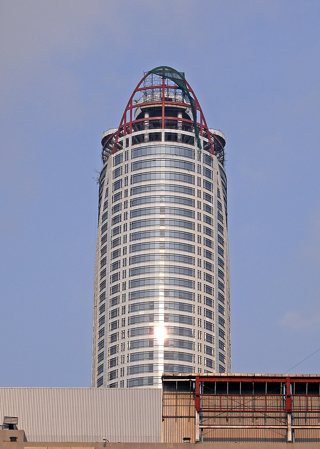Centara Grand by Horst Kiechle