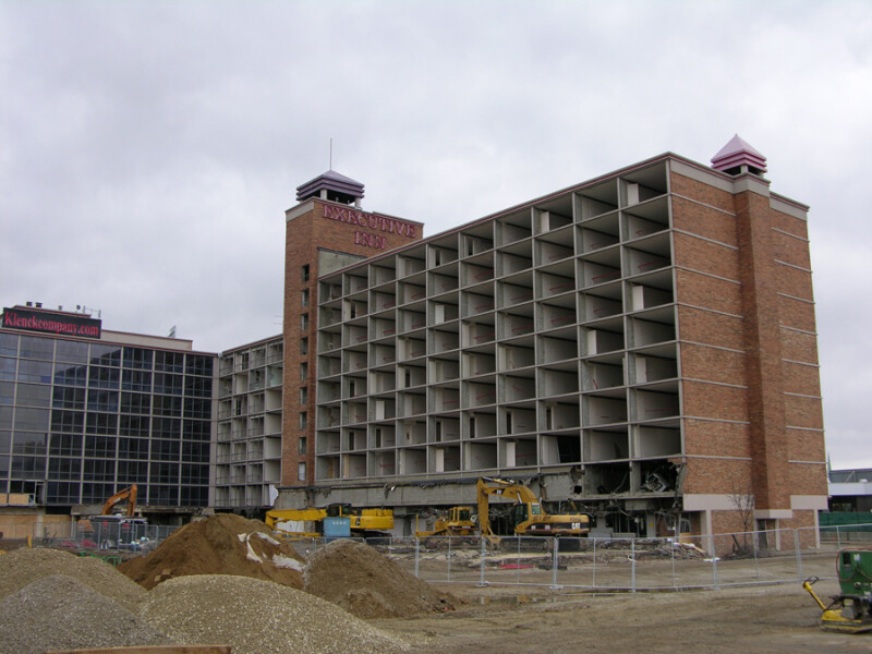 Executive Inn