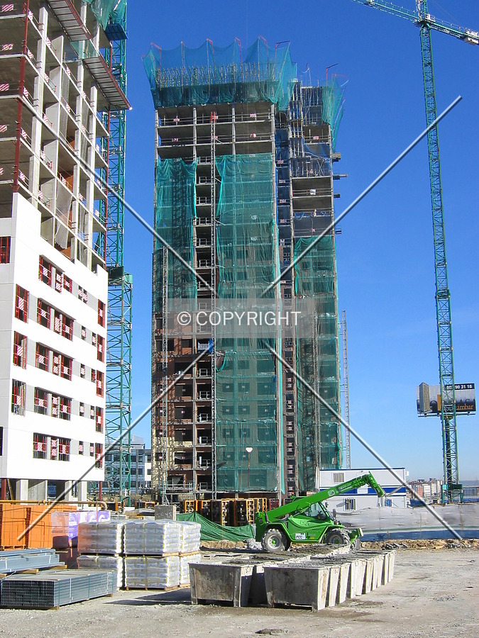 Torre Ámbar by Victor Carcedo