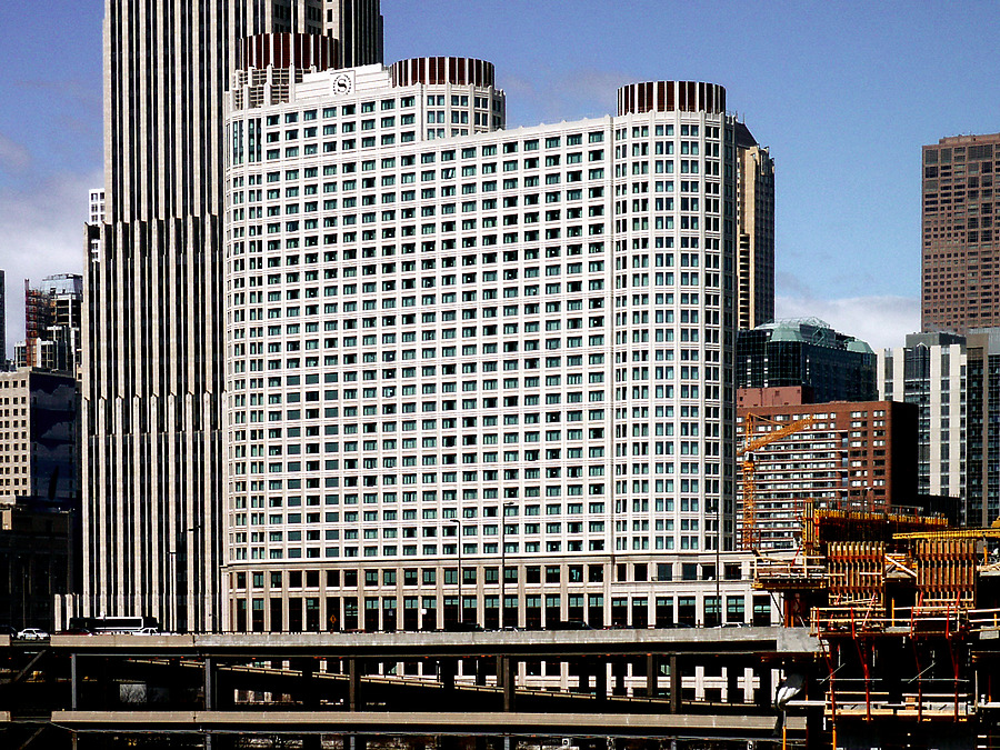 Sheraton Chicago Hotel & Towers by Daniel Kieckhefer