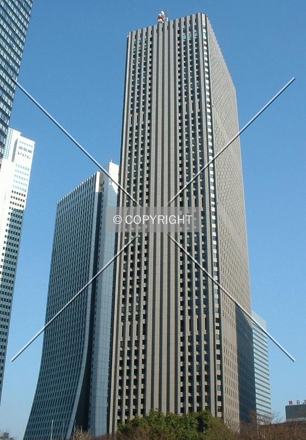 Shinjuku Center Building by Andrew Stewart