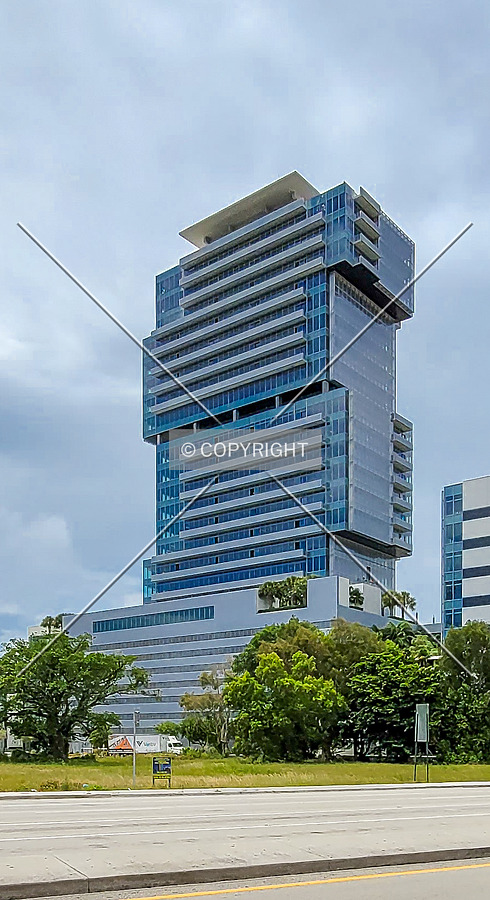 Optima Onyx Tower by Ryan Hildebrand