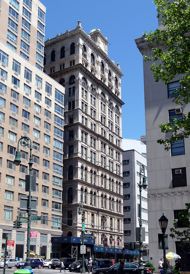 New York Life Insurance Building by Nate Lindsey