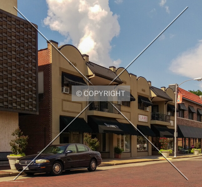 112-118 East Center Street
