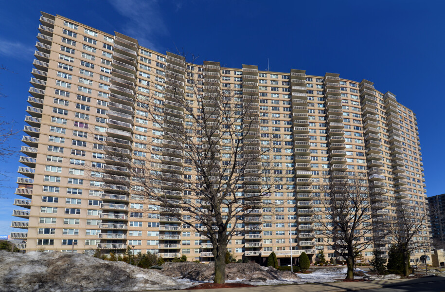 Mediterranean Towers West