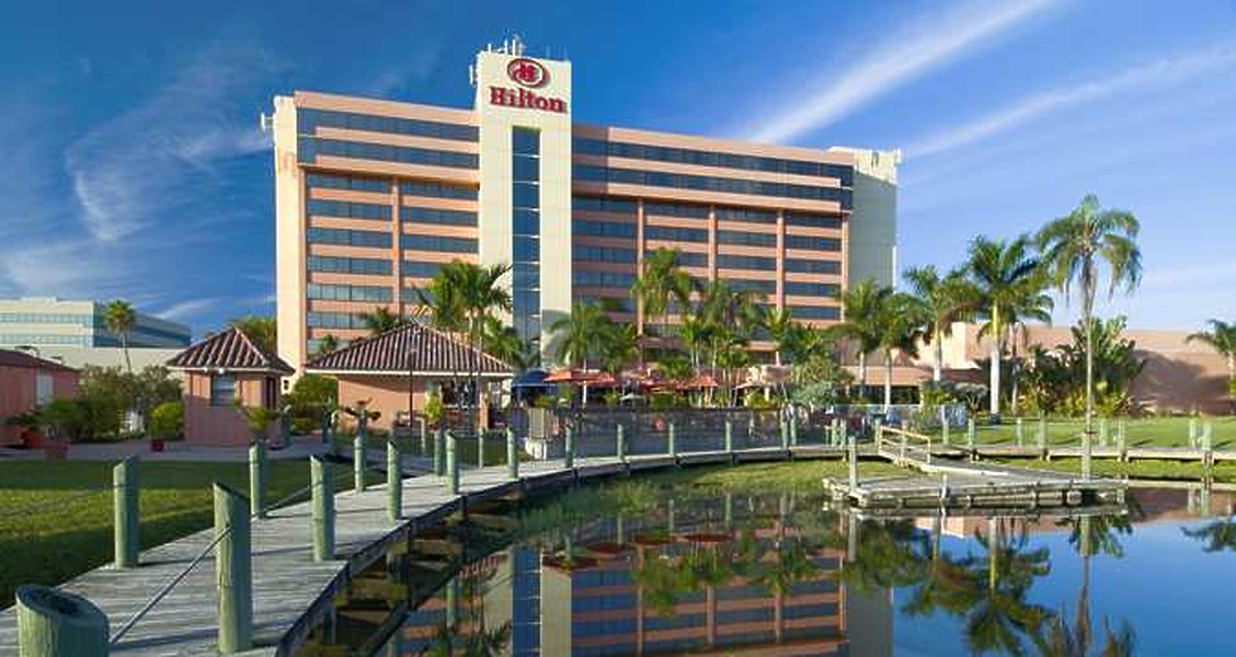 Hilton Palm Beach Airport