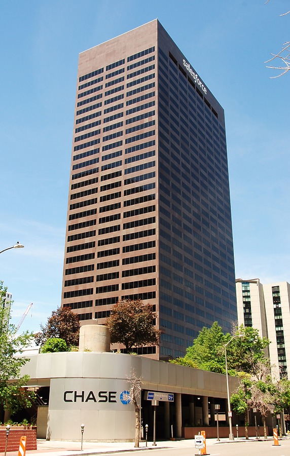 17th Street Plaza by Brian LoBue