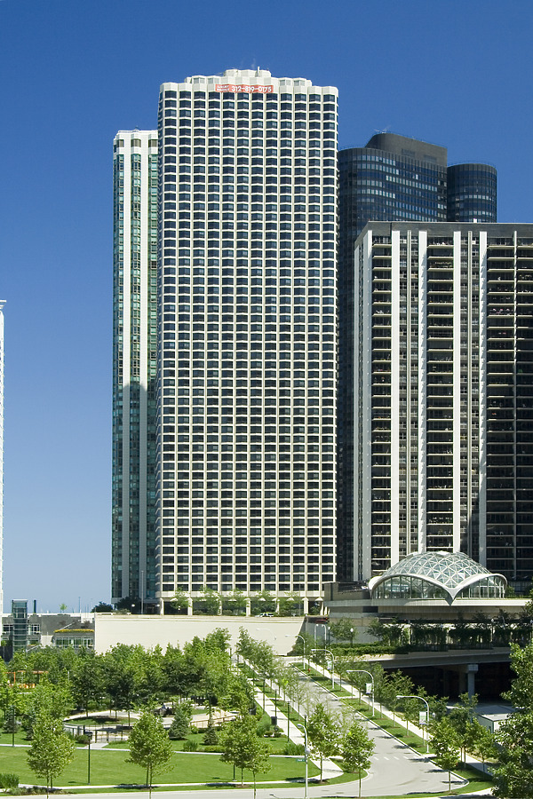 North Harbor Tower by Pavel Toczynski