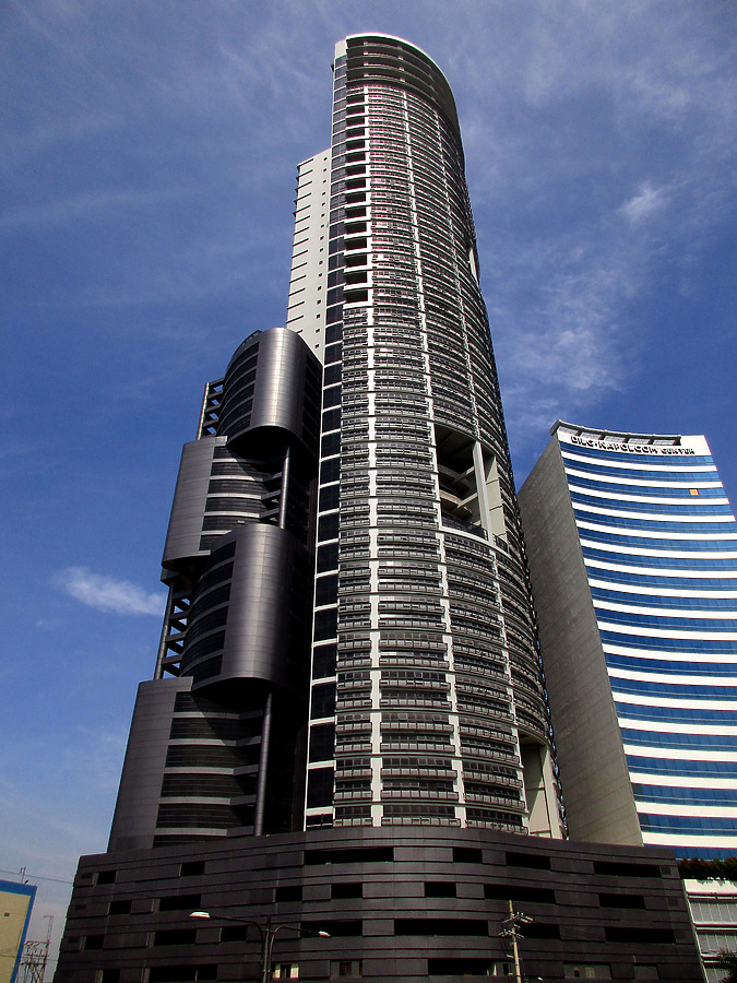 Skysuites Tower by Daniel Kieckhefer