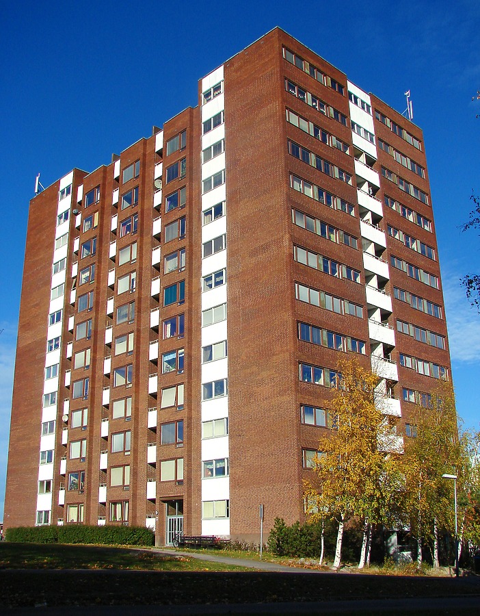 Idrottsgatan 49 by Robin Spetz