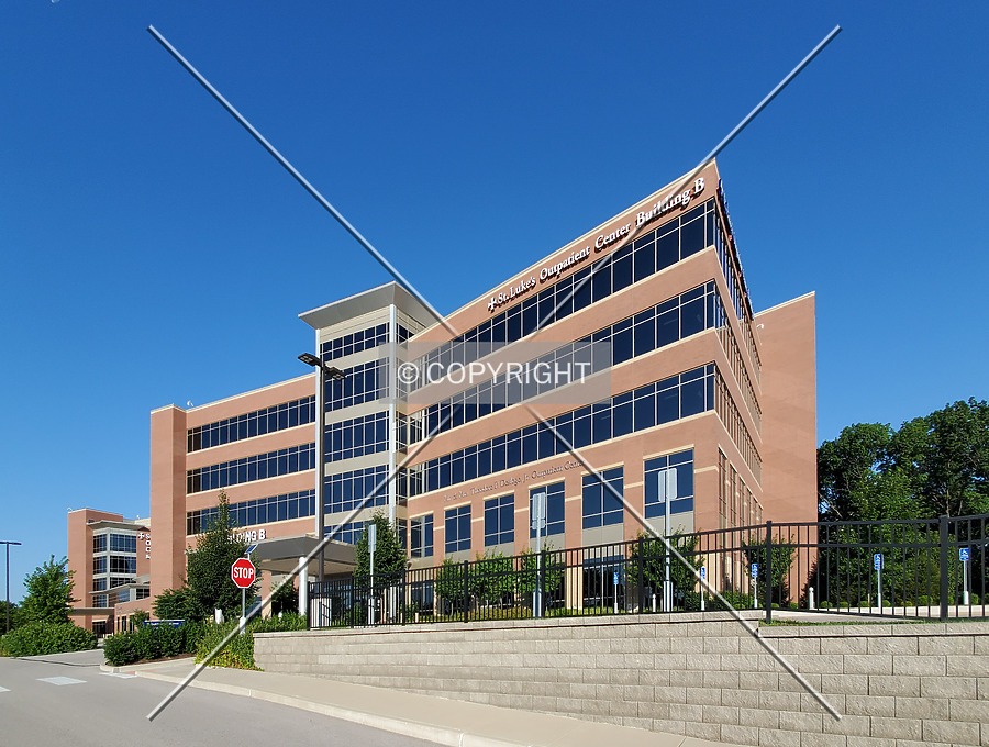 St. Luke's Hospital West Campus Building #2 Photo 924-917-182 - Stock ...