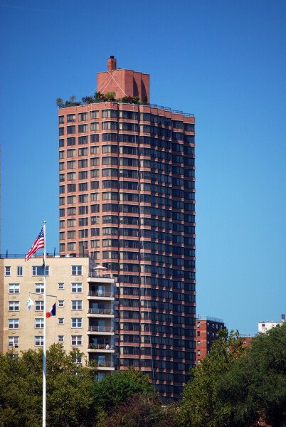 Brittany Apartments