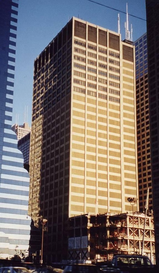 AT&T 10 South Canal by Nate Lindsey