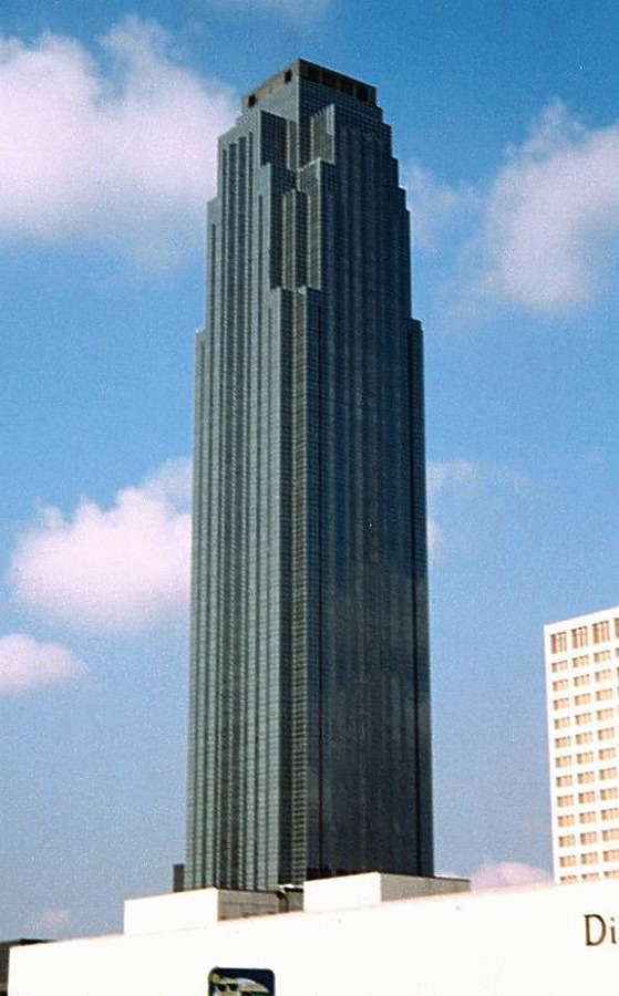 Williams Tower by Kevin Lehnhardt
