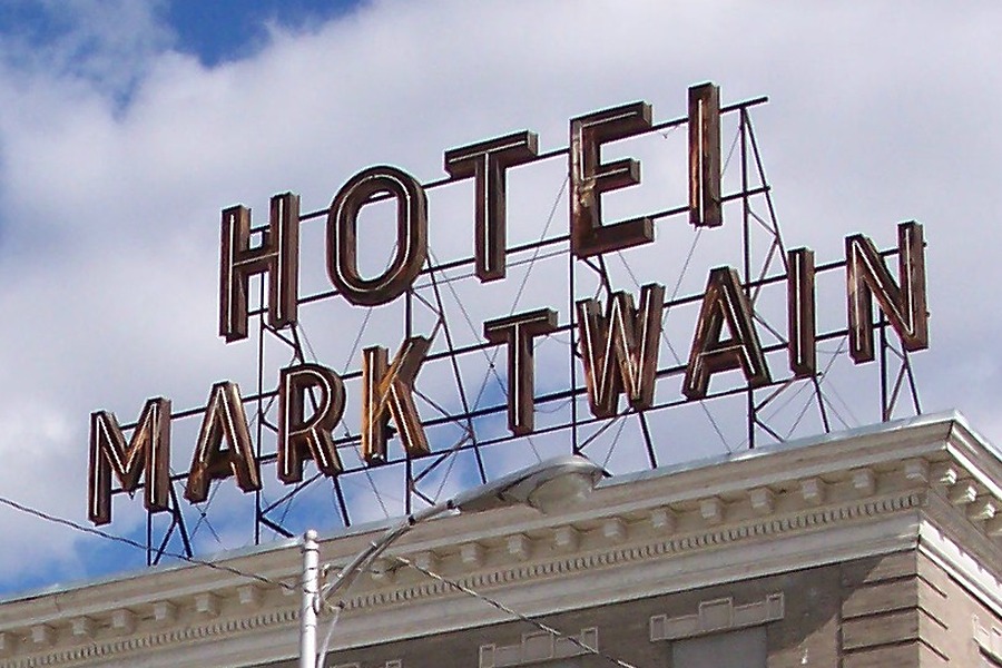 Hotel Mark Twain by Ryan Hildebrand