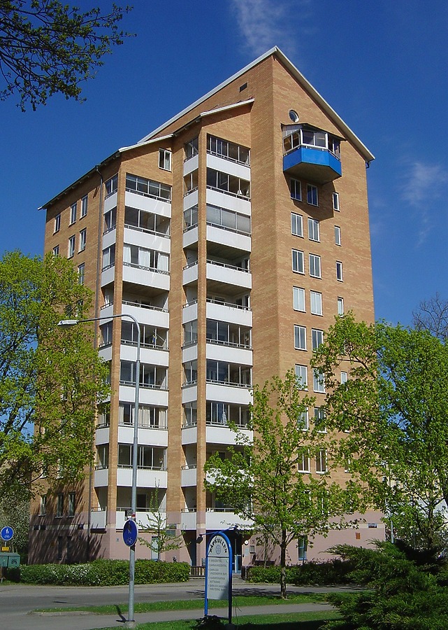 Gamla Lasarettsgatan 31 by Robin Spetz