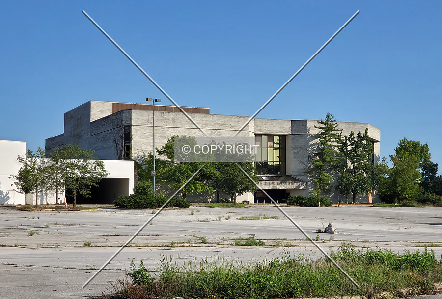 Jamestown Mall by Ryan Hildebrand