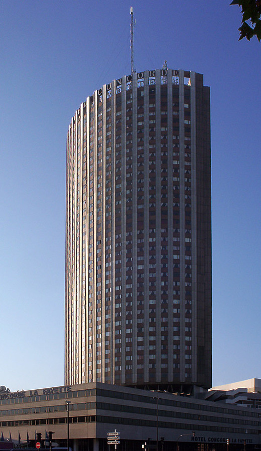 Hôtel Concorde Lafayette by Pavel Toczynski