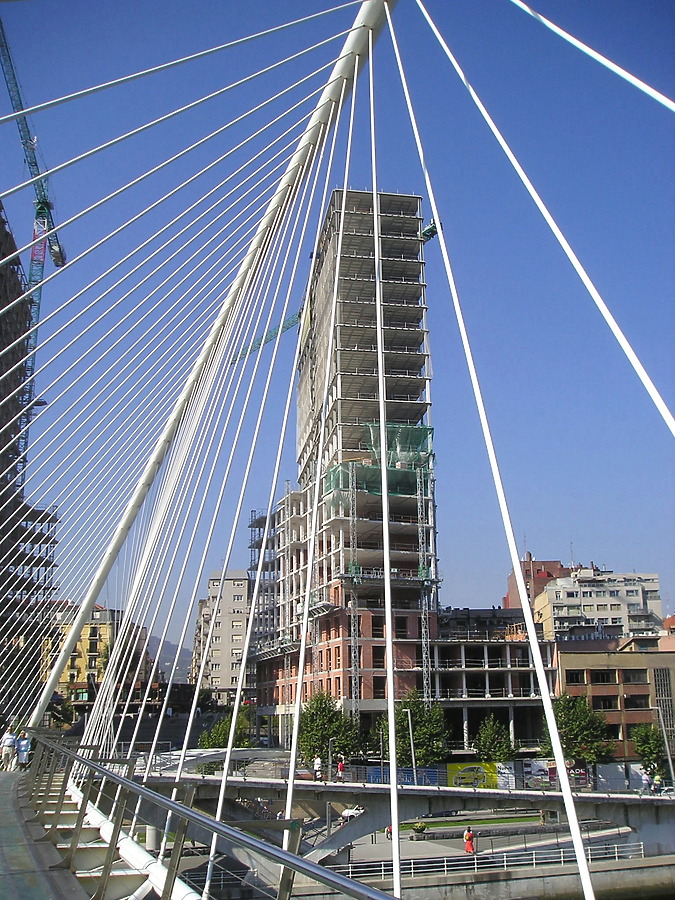 Isozaki Atea I by Mikel Allende