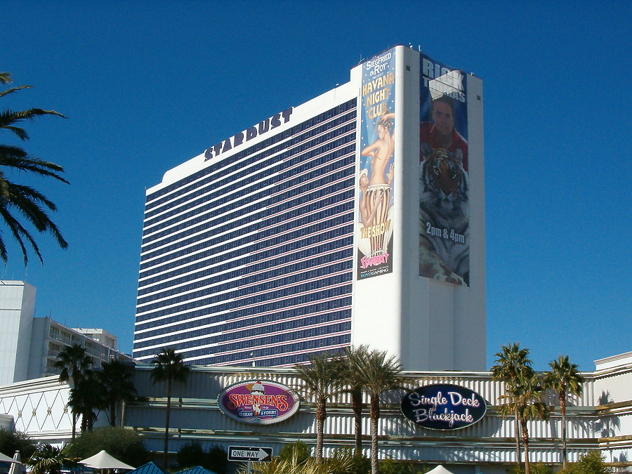 Stardust West Tower by Rodney Gunn