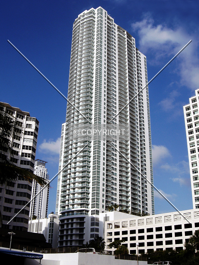 Plaza on Brickell Tower I by Jorge Molina