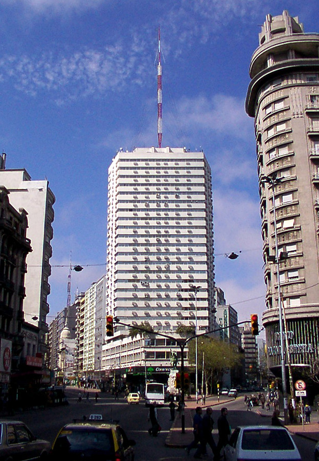 Torre El Gaucho by Daniel Kieckhefer