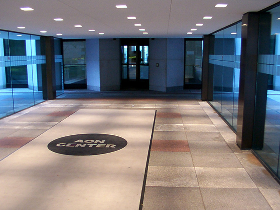 Aon Center by Daniel Kieckhefer