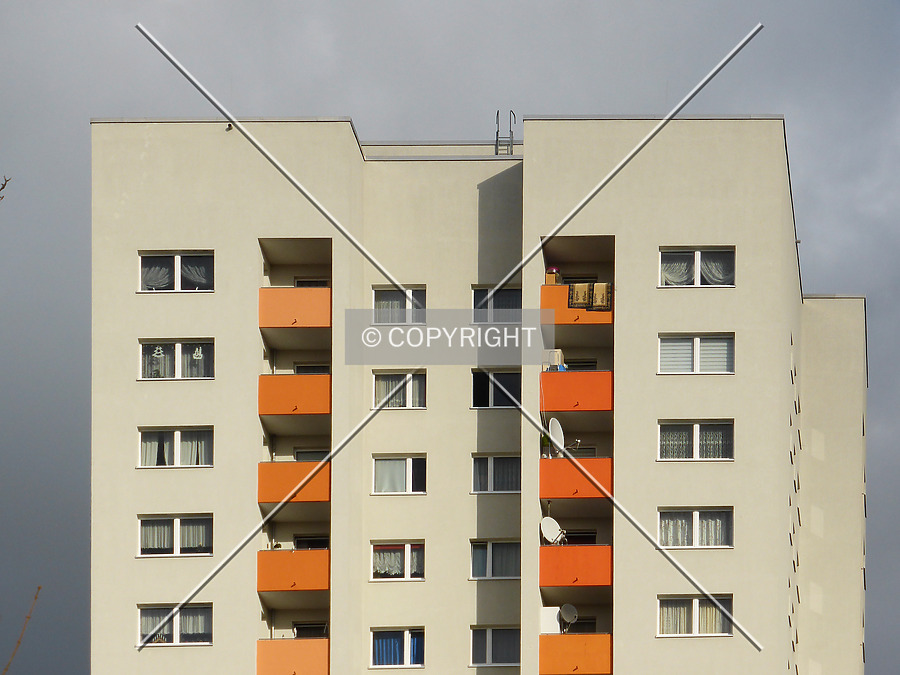 Albert-Schweitzer-Allee 45-55 by Nephilim