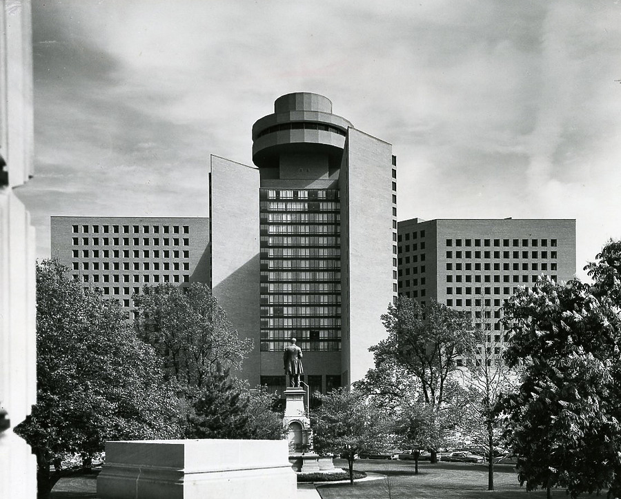 Hyatt Regency Indianapolis/PNC Center by The Indiana Album: Joan Hostetler Collection