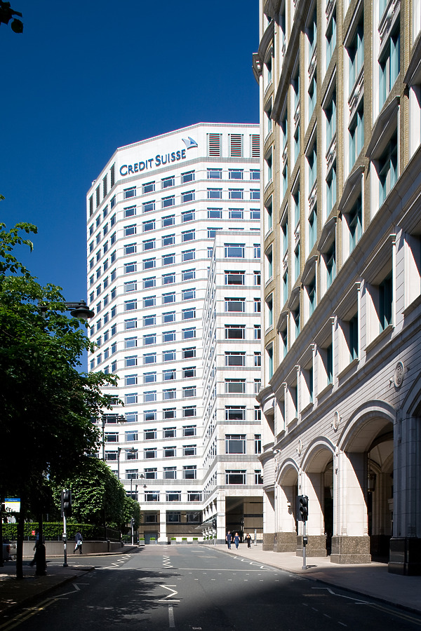 One Cabot Square by Pavel Toczynski