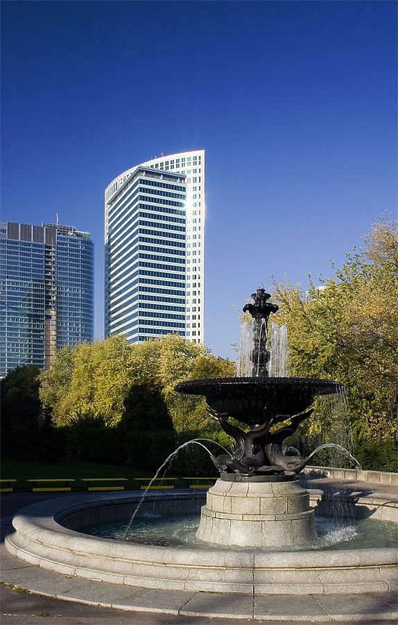 Warsaw Financial Center by Pavel Toczynski
