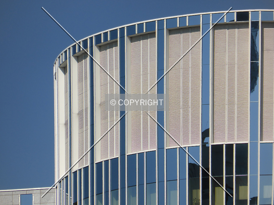 Haus der Wirtschaft - Turm 2 by Nephilim