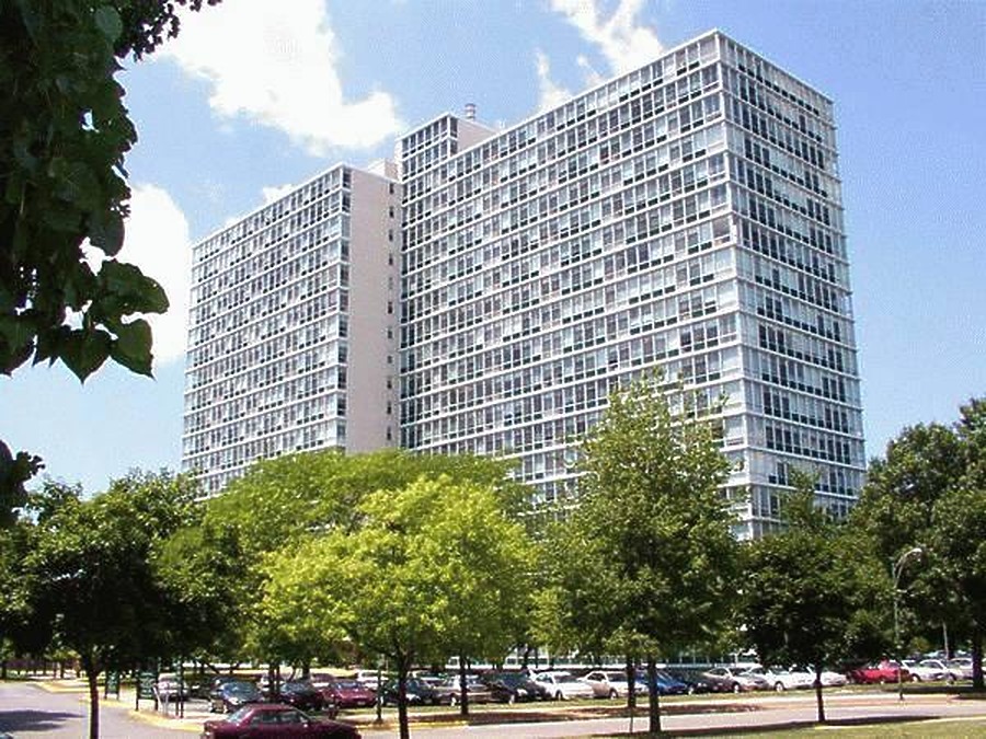 Prairie Shores 1 by Daniel Kieckhefer