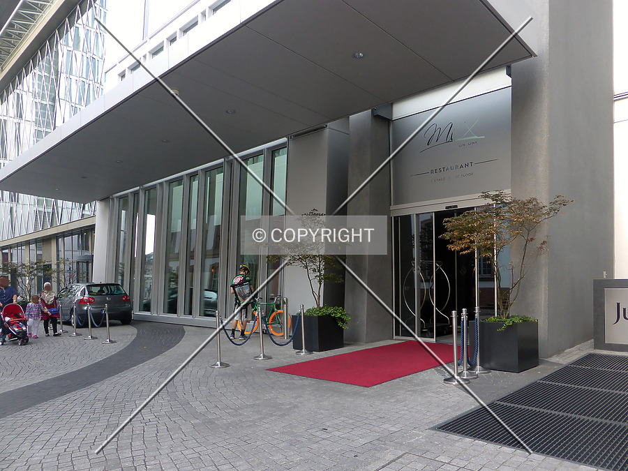 Jumeirah Frankfurt Hotel by Nephilim