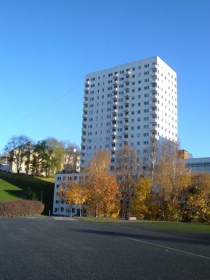 Høyhus Thorvald Meyersgata 5 by Kjetil Balog