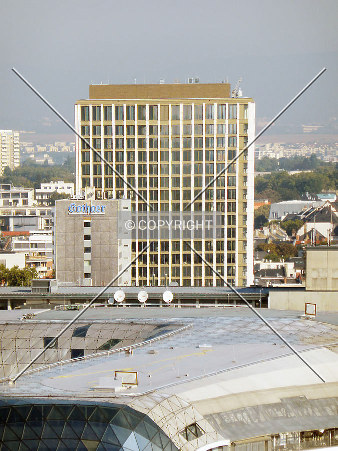 Turm Center by Nephilim